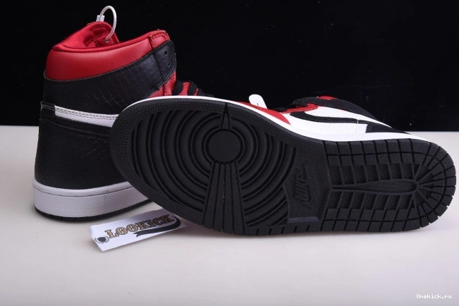One Kick WMNS Jordan Snake CD0461-601 1 Air OG Satin High 0715